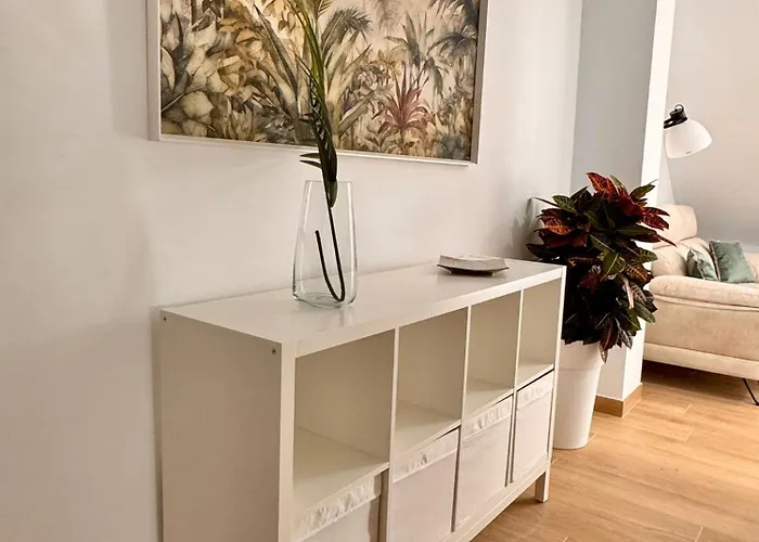 Carmen Centro * Нерха